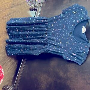 Little girl dress, with galaxy graphics, size 14, navy blue, short sleeves